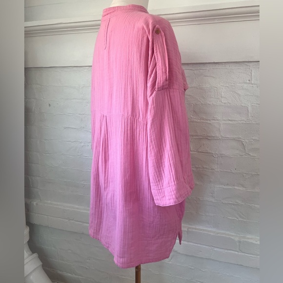 Acacia Swimwear Van Shirt in Sweet Pea Pink Gauze Organic Cotton Button Down - Picture 7 of 12